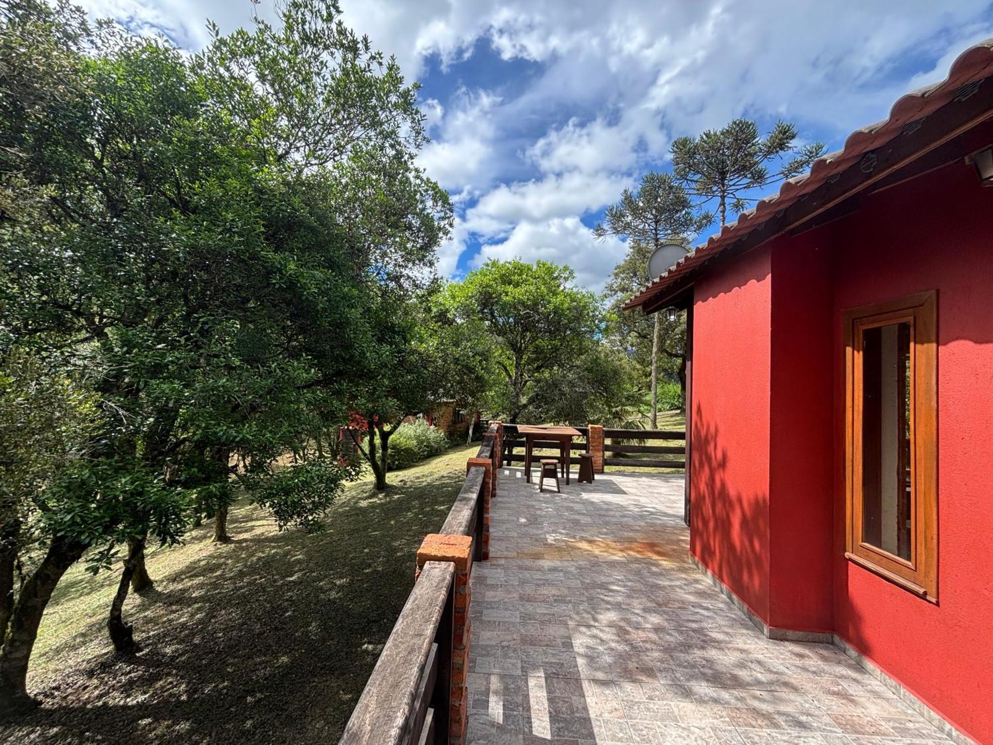 Chales Campestre Com Piscina Urubici Exterior photo